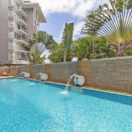 Chic Condo By Resava Karon Bagian luar foto