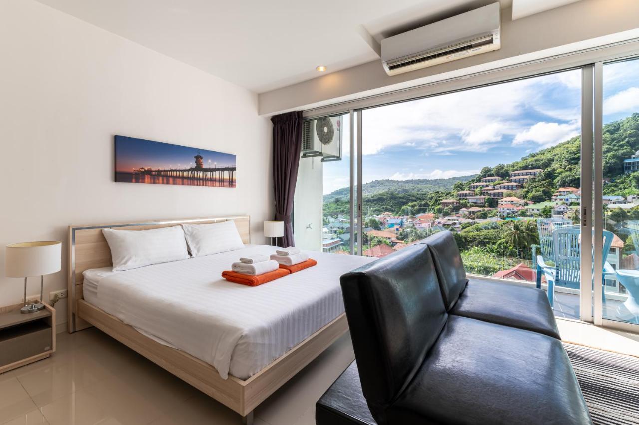 Chic Condo By Resava Karon Bagian luar foto