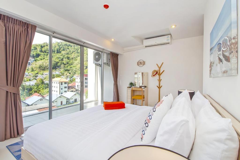 Chic Condo By Resava Karon Bagian luar foto